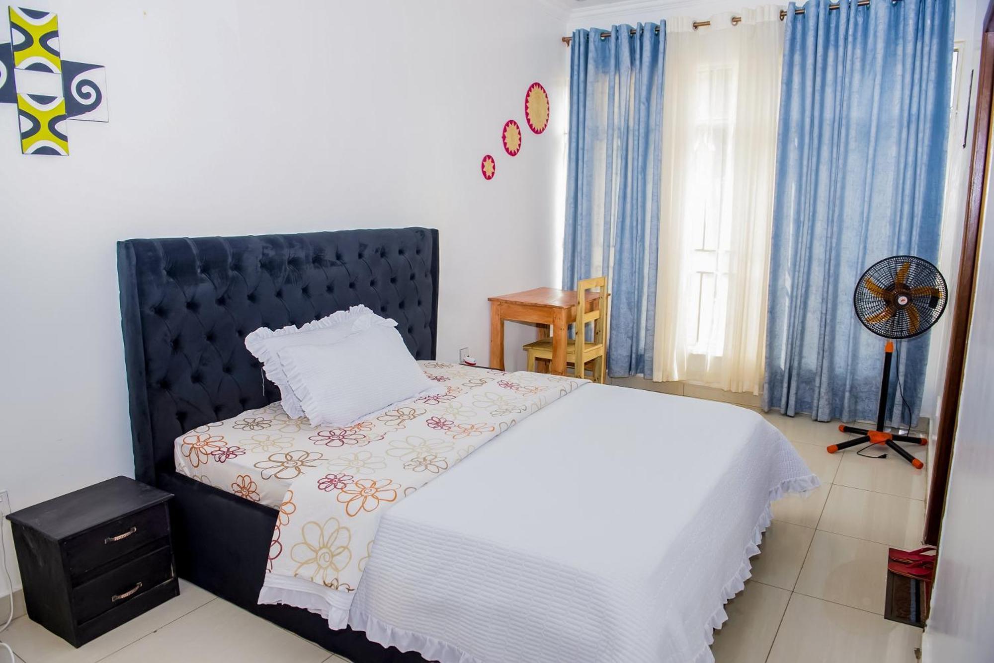 Adriel Homes Apartment Woodland Center Kigali Rom bilde